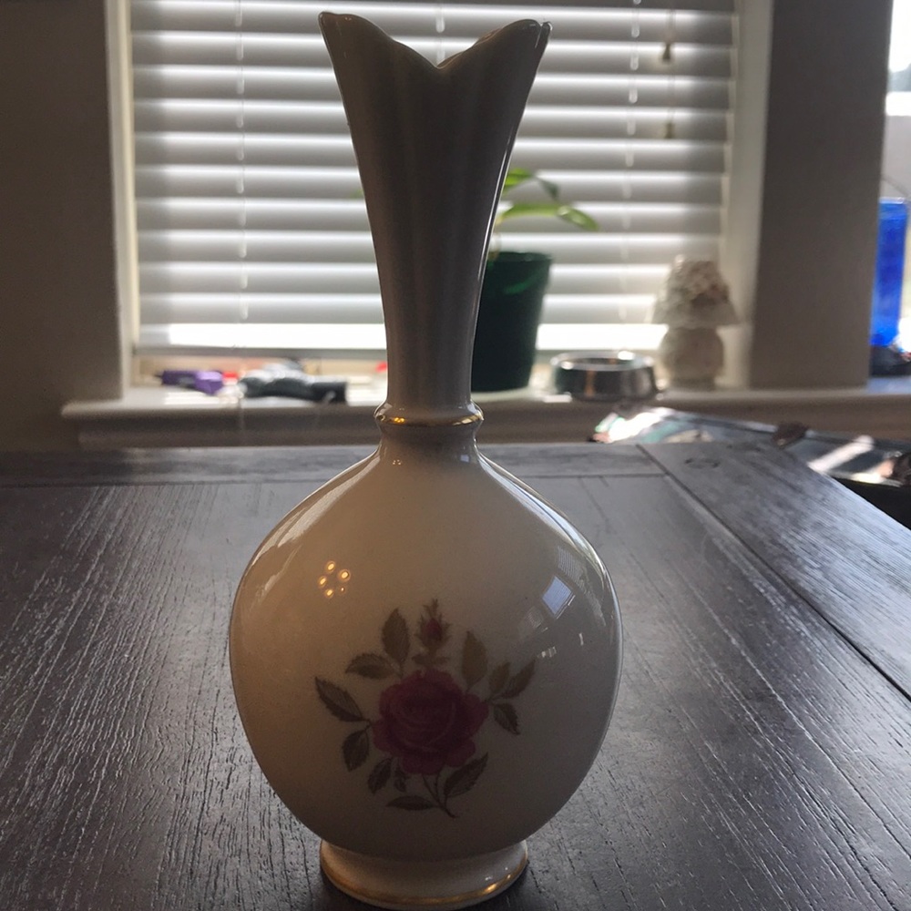 Vintage Lenox bud vase rose